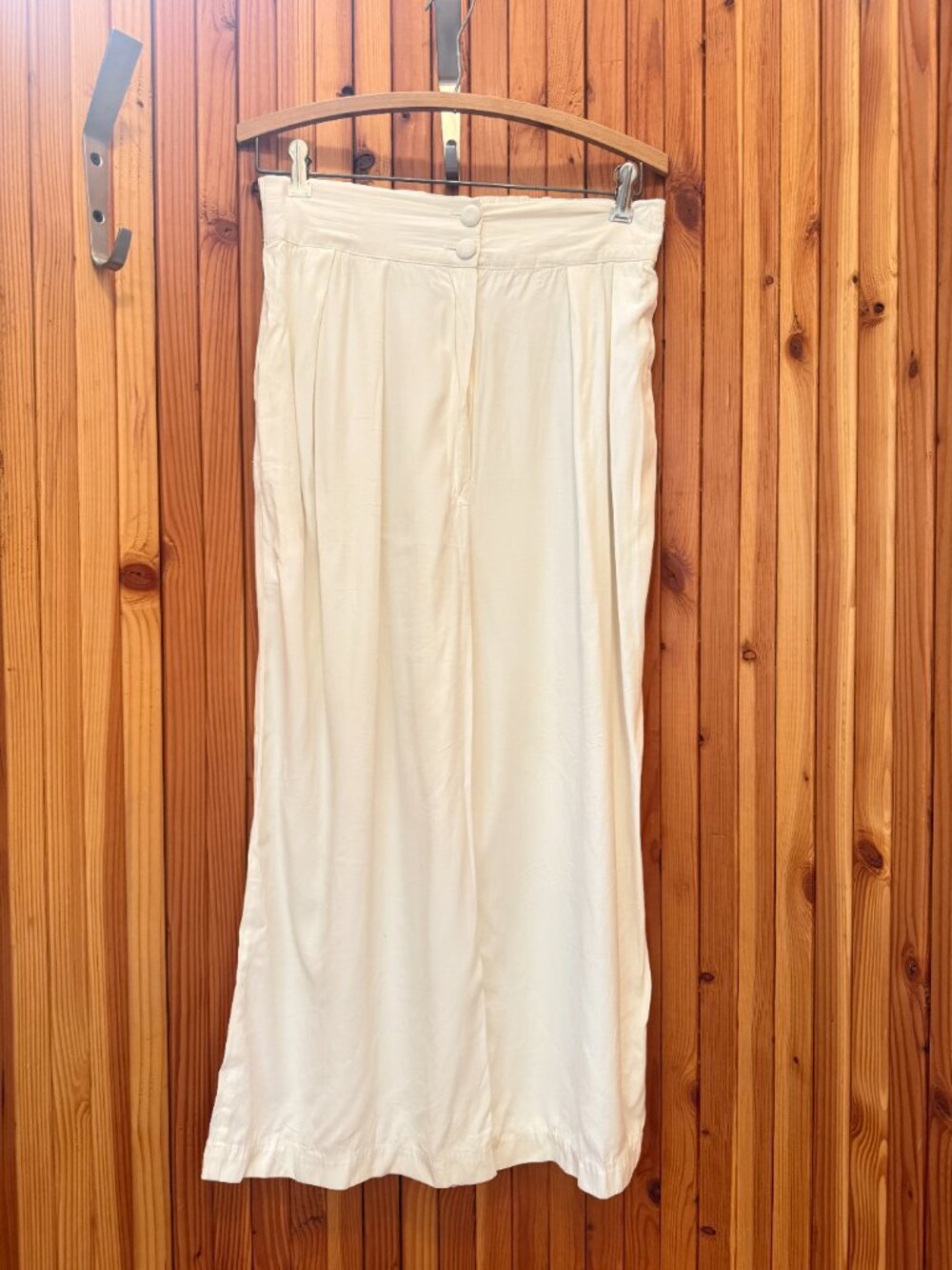 Vintage Diana Marco White Flowy 3/4 Length Pants w/ Pockets